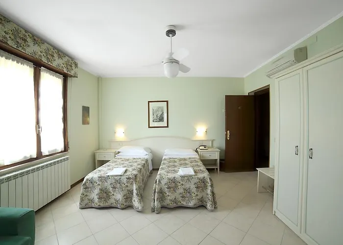 Il Gufo Otel Parma